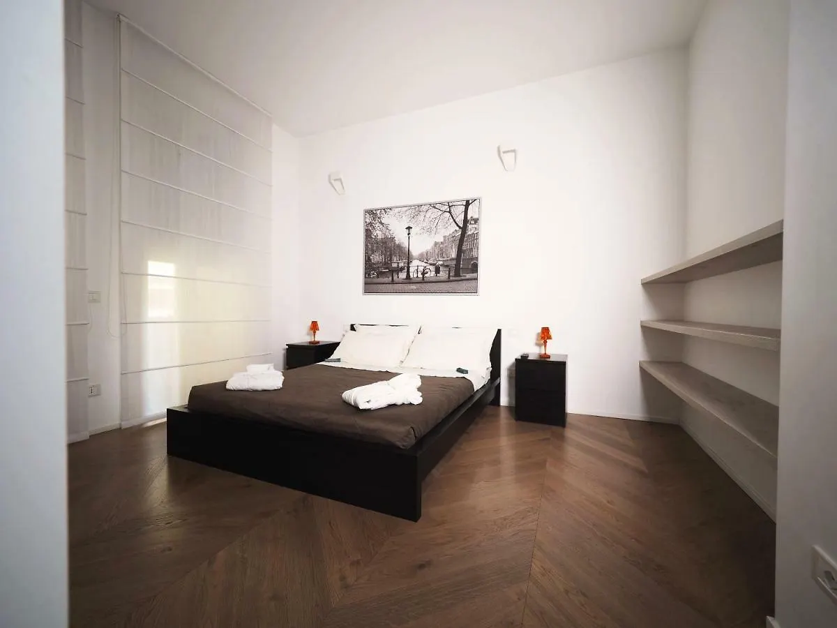 Turati 3 Appartement Milaan