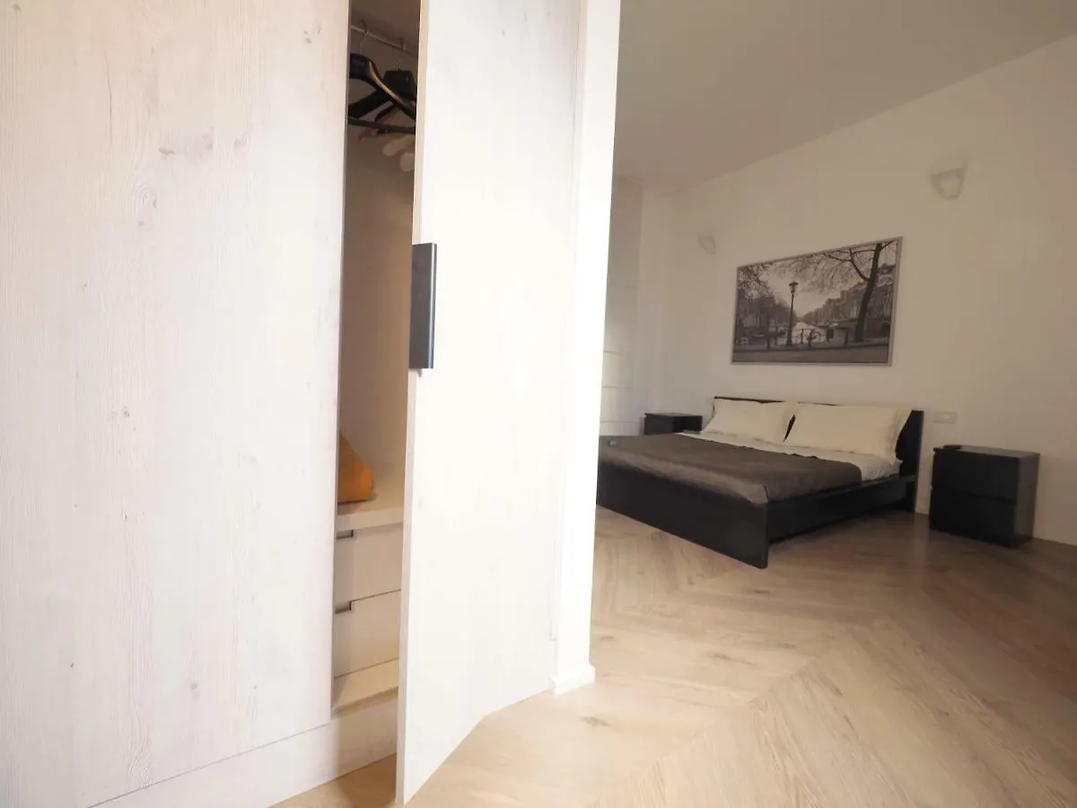 Turati 3 Appartement Milaan